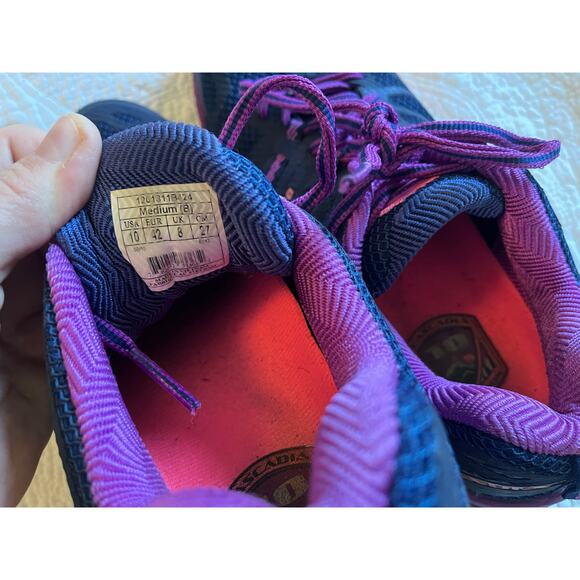 Brooks Cascadia women’s trail running shoes sneakers US 10 $140 UK 8 pink purple - Picture 4 of 10